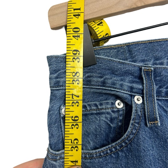 Everlane Womens medium wash The 90s cheeky straight jean size 28 button fly - Picture 7 of 9